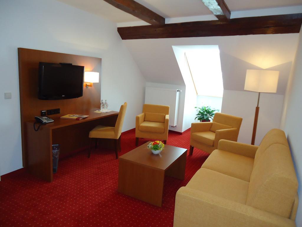צוויזל Hotel Gasthof Posthalter חדר תמונה