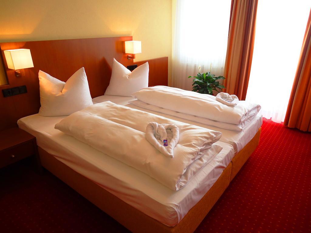 צוויזל Hotel Gasthof Posthalter חדר תמונה
